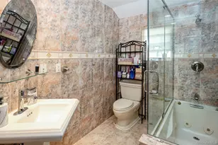 265-04 79th Ave, Glen Oaks, NY 11004 - Photo 23
