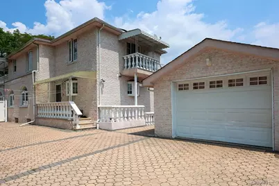 265-04 79th Avenue, Glen Oaks, NY 11004 - Photo 35