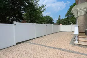 265-04 79th Ave, Glen Oaks, NY 11004 - Photo 33