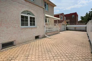 265-04 79th Ave, Glen Oaks, NY 11004 - Photo 31