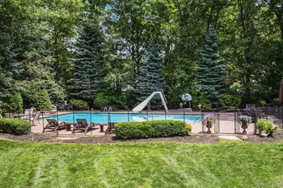 7 Dorm Court, East Setauket, NY 11733 - Photo 43