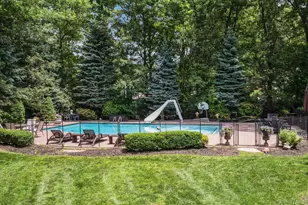 7 Dorm Ct, East Setauket, NY 11733 - Photo 43