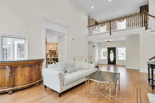 7 Dorm Ct, East Setauket, NY 11733 - Photo 11