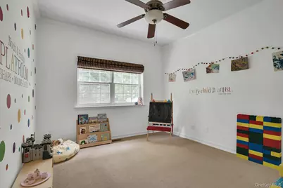 7 Dorm Court, East Setauket, NY 11733 - Photo 15