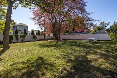 2360 Hamilton Avenue, Bellmore, NY 11710 - Photo 27