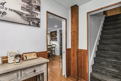 130 E Fairview Avenue, Valley Stream, NY 11580 - Photo 3