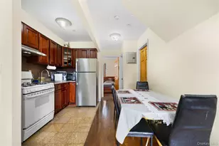 58-11 183rd St, Fresh Meadows, NY 11365 - Photo 5