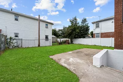 13526 219th Street, Springfield Gardens, NY 11413 - Photo 11