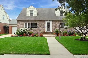 166 Beech St, Floral Park, NY 11001 - Photo 1