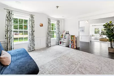 278 Stewart Avenue, Garden City, NY 11530 - Photo 17