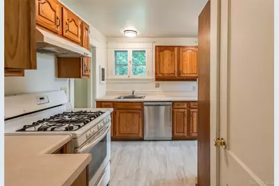 46 N Parsonage Street, Rhinebeck, NY 12572 - Photo 19