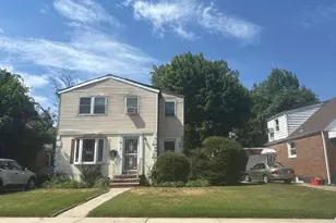 83 Norfolk Dr W, Elmont, NY 11003 - Photo 3