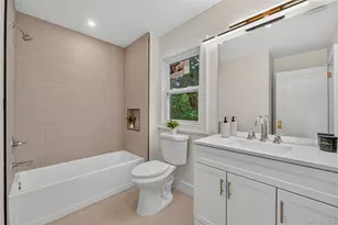 16 Maple Ave, West Nyack, NY 10994 - Photo 23