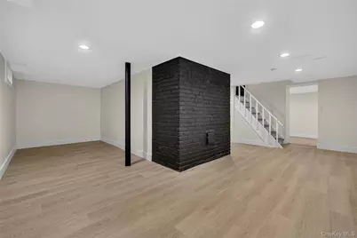16 Maple Avenue, West Nyack, NY 10994 - Photo 25