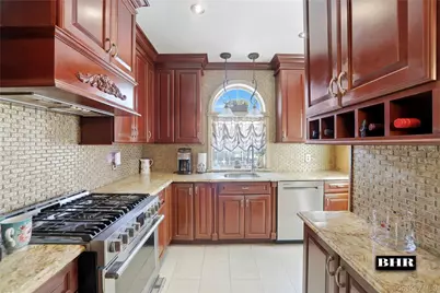 4511 Bedford Avenue, Brooklyn, NY 11235 - Photo 7