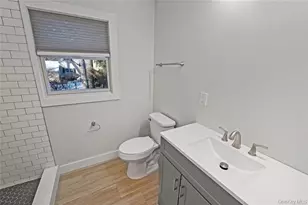 134 Ralph Ave, Babylon, NY 11702 - Photo 5