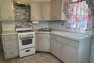 104-29 37th Dr, Corona, NY 11368 - Photo 15