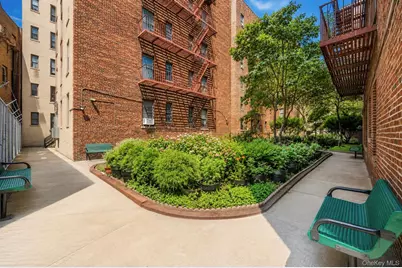2925 Matthews Avenue #2H, Bronx, NY 10467 - Photo 3
