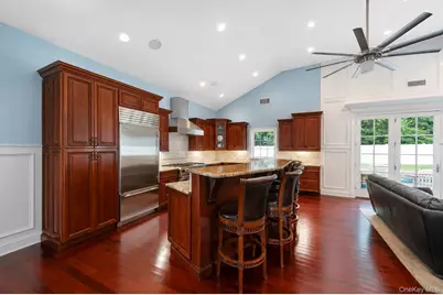 2553 Motor Parkway, Ronkonkoma, NY 11779 - Photo 9