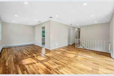 3 Richlee Drive, East Northport, NY 11731 - Photo 5