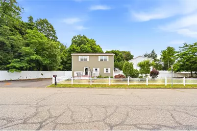 14 Nevada Road, West Babylon, NY 11704 - Photo 13