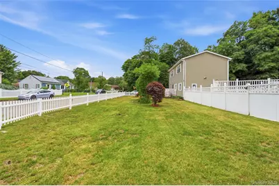 14 Nevada Road, West Babylon, NY 11704 - Photo 17