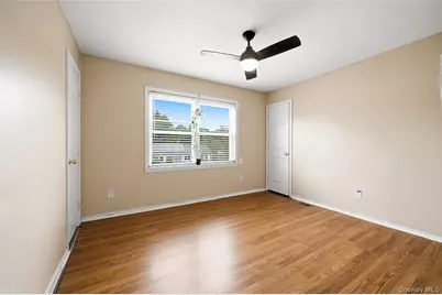 14 Nevada Road, West Babylon, NY 11704 - Photo 9