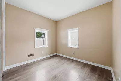 14 Nevada Road, West Babylon, NY 11704 - Photo 7