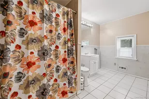 14 Nevada Rd, West Babylon, NY 11704 - Photo 5