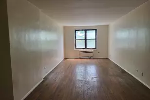 86-70 Francis Lewis Blvd, Queens Village, NY 11427 - Photo 3