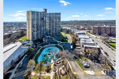 2 Bay Club Drive #11Z, Bayside, NY 11360 - Photo 1