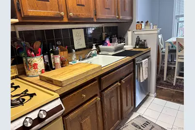 315 W 232nd Street #2M, Bronx, NY 10463 - Photo 5