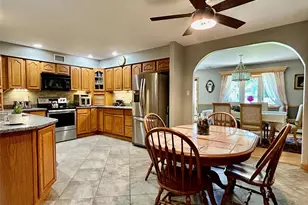 19 Sandpiper Ln, Coram, NY 11727 - Photo 7