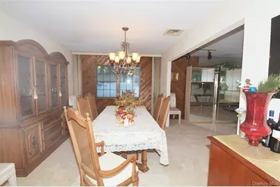 29 Ivy Hill Drive, Smithtown, NY 11787 - Photo 15