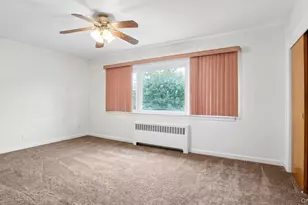 2436 Seymour Ave, Bronx, NY 10469 - Photo 35