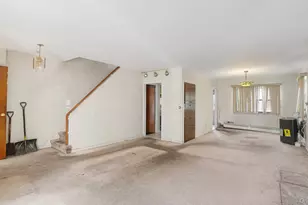 2436 Seymour Ave, Bronx, NY 10469 - Photo 7