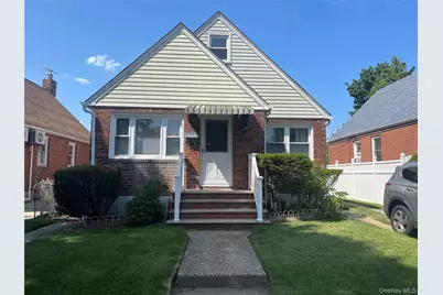 8910 221st Place, Queens Village, NY 11427 - Photo 13