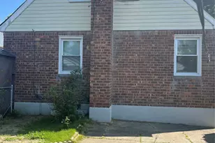 89-10 221st Pl, Queens Village, NY 11427 - Photo 13