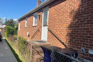 89-10 221st Pl, Queens Village, NY 11427 - Photo 17