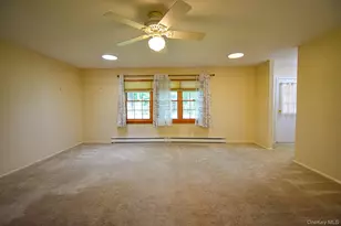 179 Ventry Ct, Ridge, NY 11961 - Photo 11