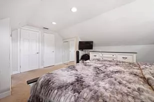 422 Park Ln, Massapequa Park, NY 11762 - Photo 15
