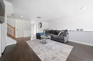 422 Park Ln, Massapequa Park, NY 11762 - Photo 17