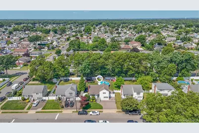 422 Park Lane, Massapequa Park, NY 11762 - Photo 7