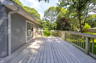 18 Easterly Rd, Hampton Bays, NY 11946 - Photo 19