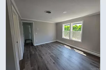 309-15 Fanning Boulevard, Riverhead, NY 11901 - Photo 13