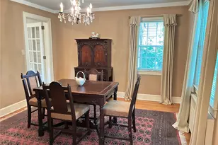 8 Orchid St, Floral Park, NY 11001 - Photo 5