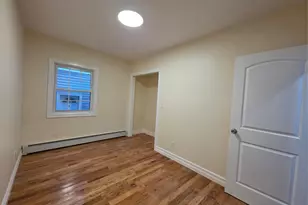 91-12 Park Ln S, Woodhaven, NY 11421 - Photo 5