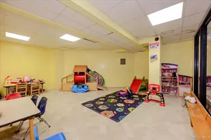 33-44 93rd St, Jackson Heights, NY 11372 - Photo 15