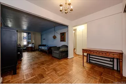 33-44 93rd Street #1-P, Jackson Heights, NY 11372 - Photo 3