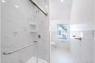 8566 151st Street #Apt. 3, Jamaica, NY 11432 - Photo 5